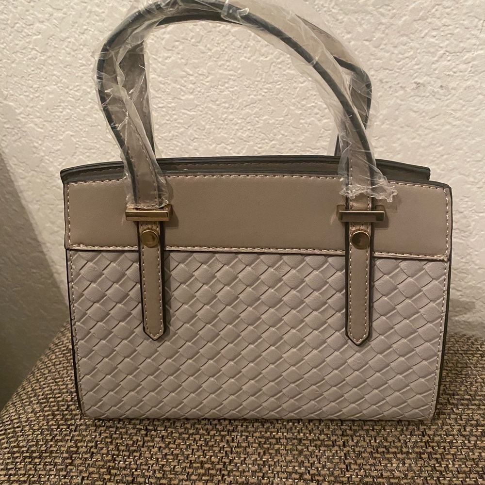 Elegant Gray Woven Handbag